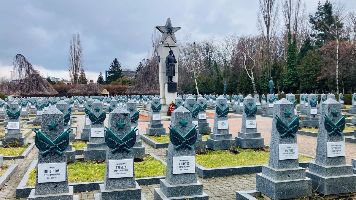 Jeho otec emigroval, tak z něj udělali devianta. Jak StB zneužívala psychiatrii